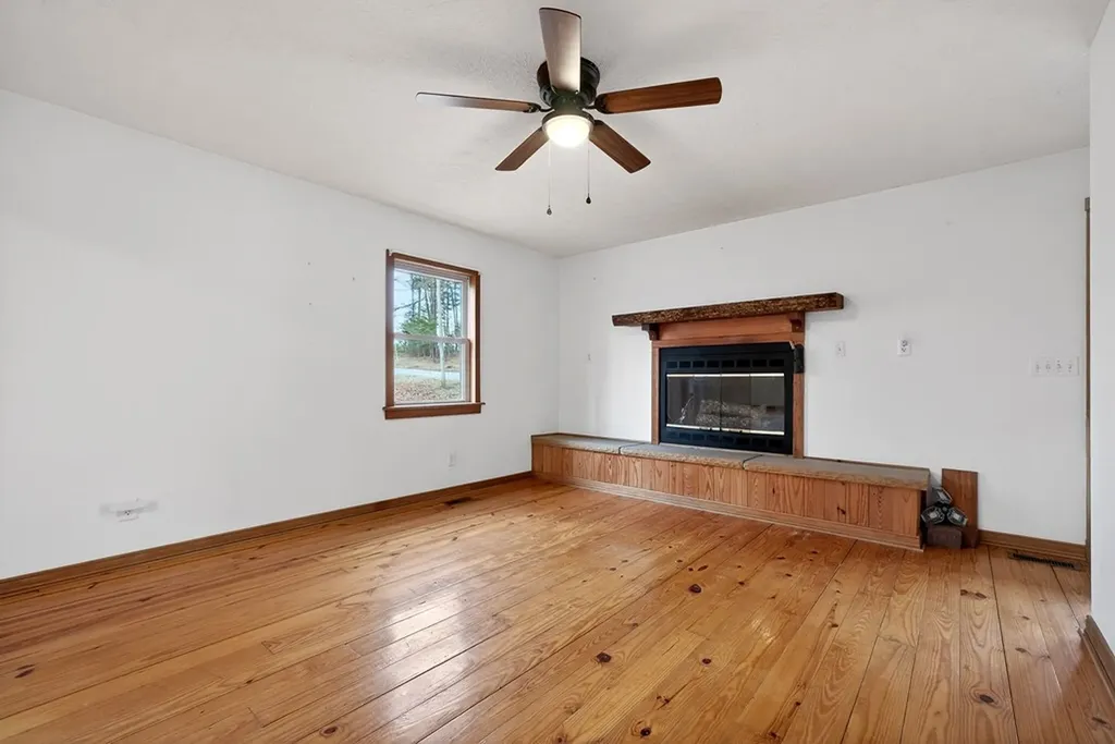 1263 Ridge Road W Crossville TN 38572