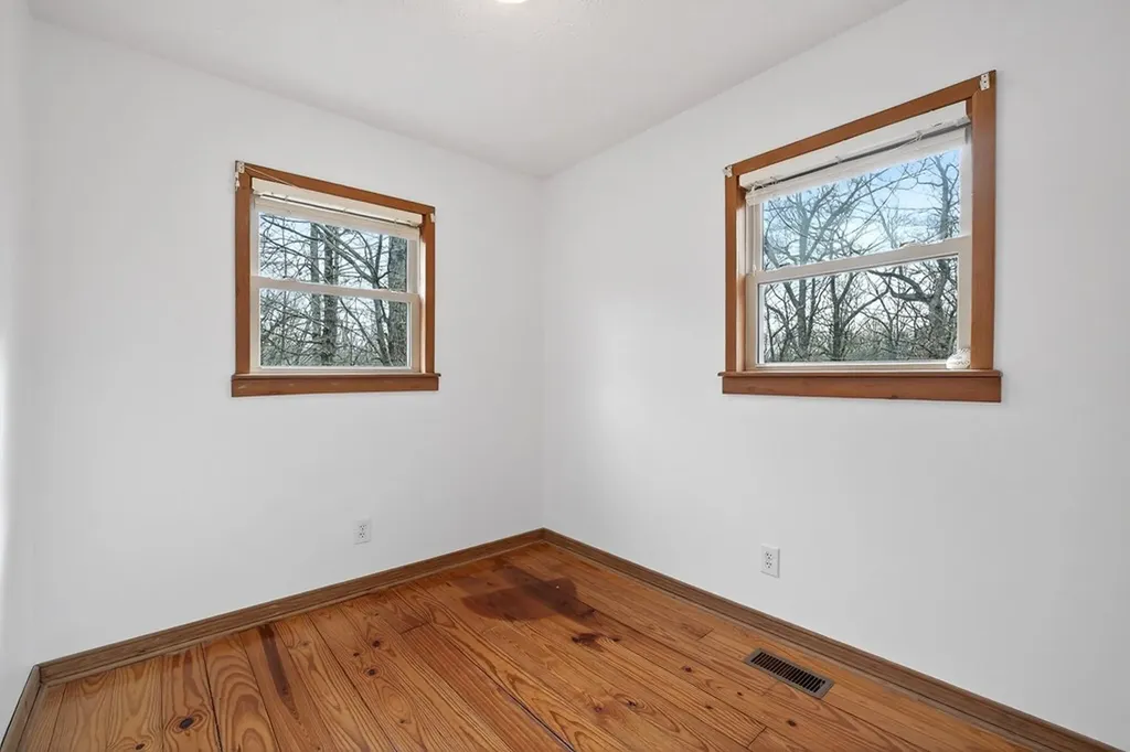 1263 Ridge Road W Crossville TN 38572