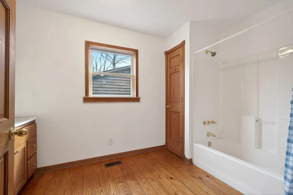 1263 Ridge Road W Crossville TN 38572