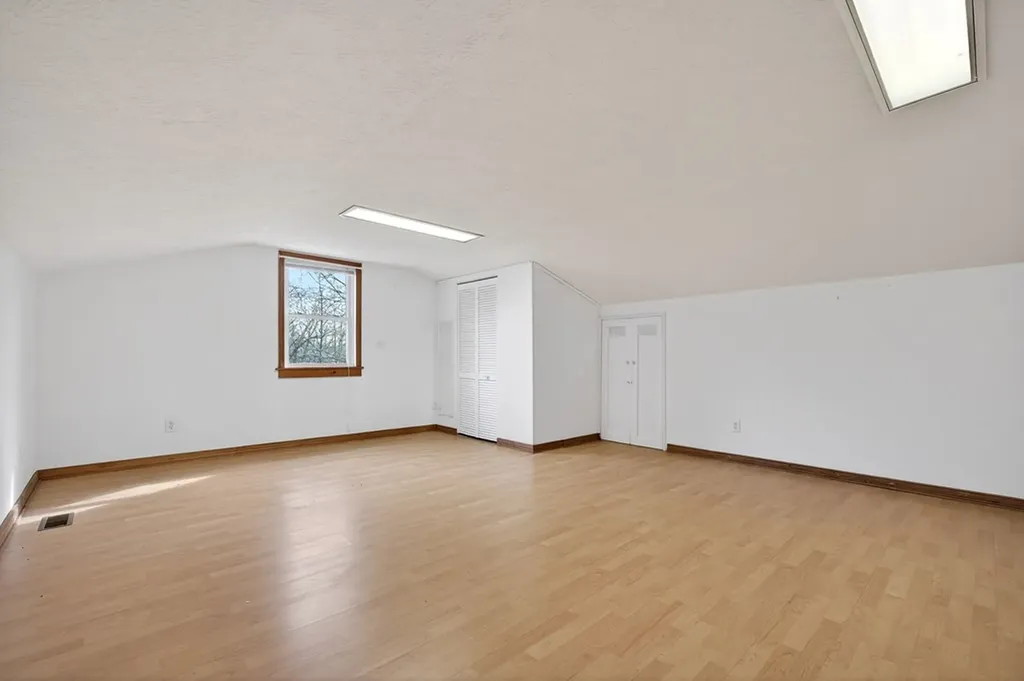 1263 Ridge Road W Crossville TN 38572