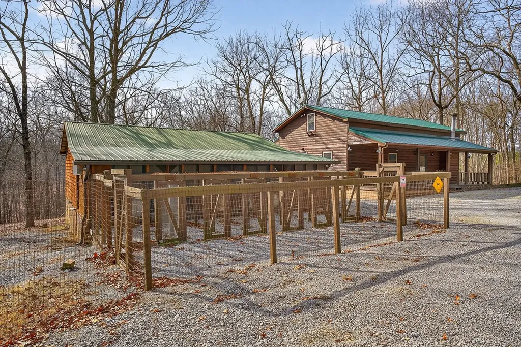 1263 Ridge Road W Crossville TN 38572