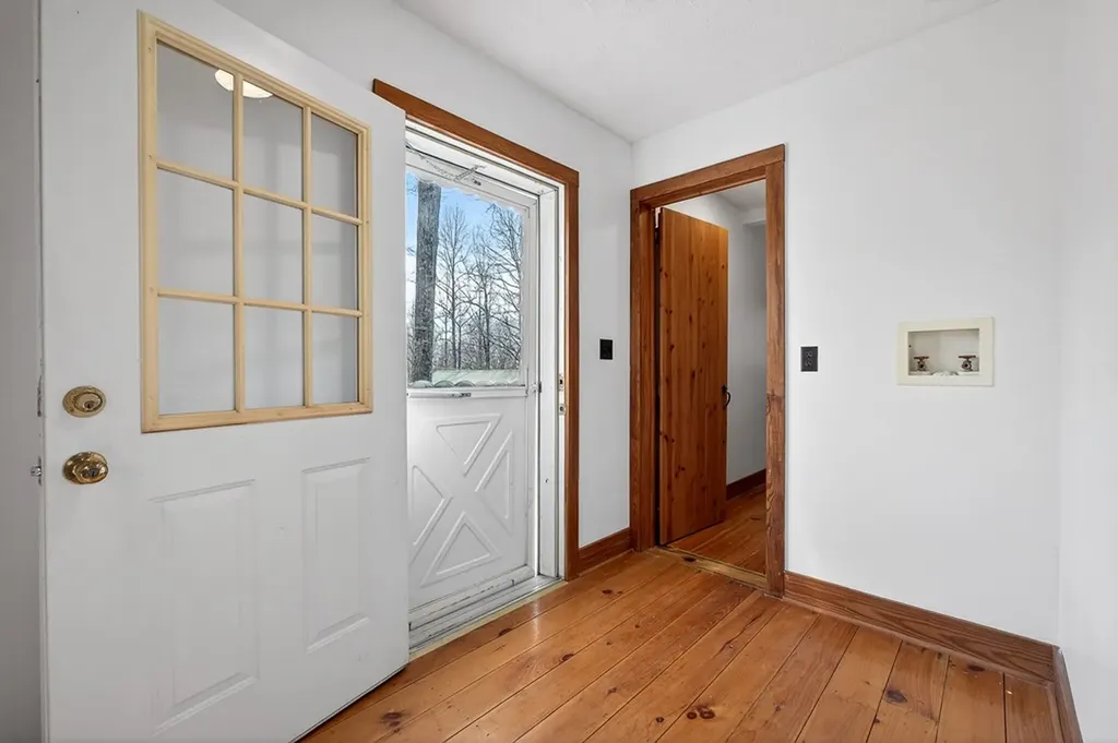 1263 Ridge Road W Crossville TN 38572