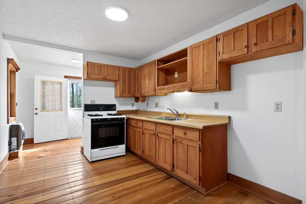 1263 Ridge Road W Crossville TN 38572