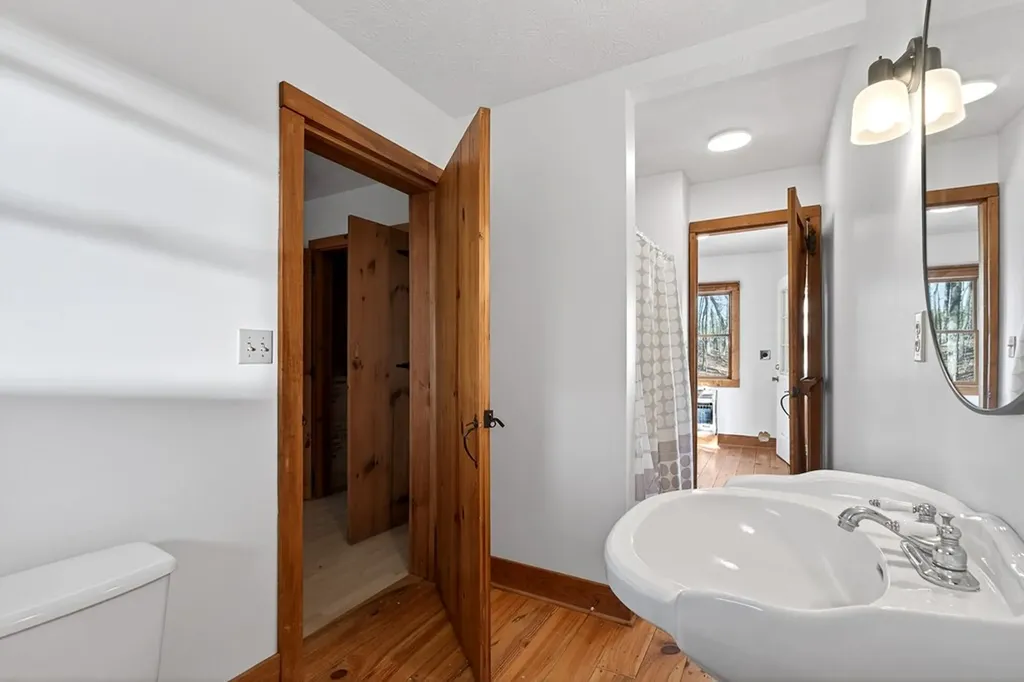 1263 Ridge Road W Crossville TN 38572