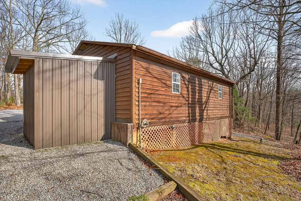 1263 Ridge Road W Crossville TN 38572