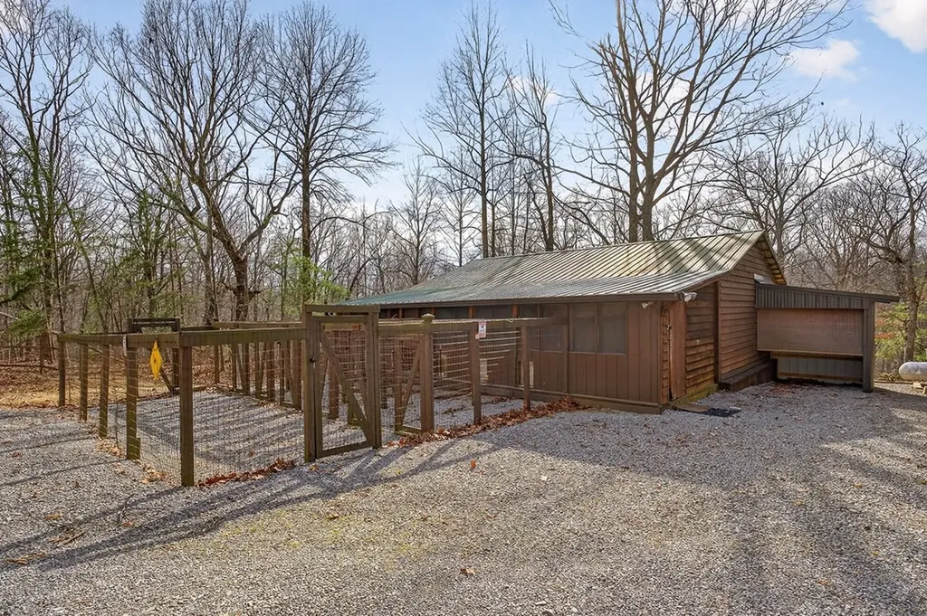 1263 Ridge Road W Crossville TN 38572