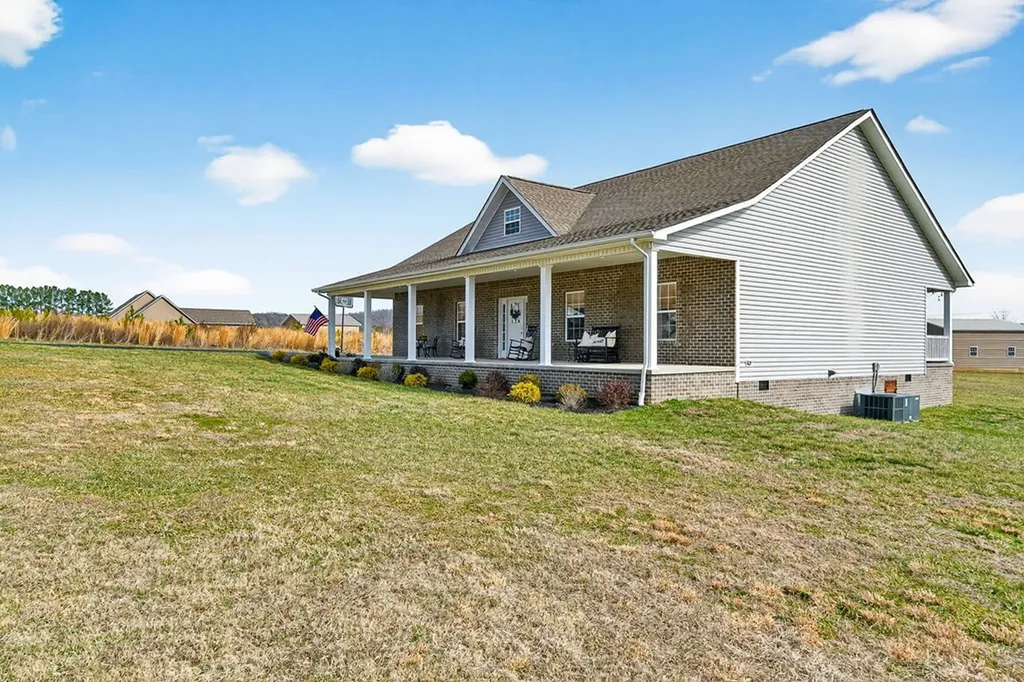 120 Daylily Drive Sparta TN 38583