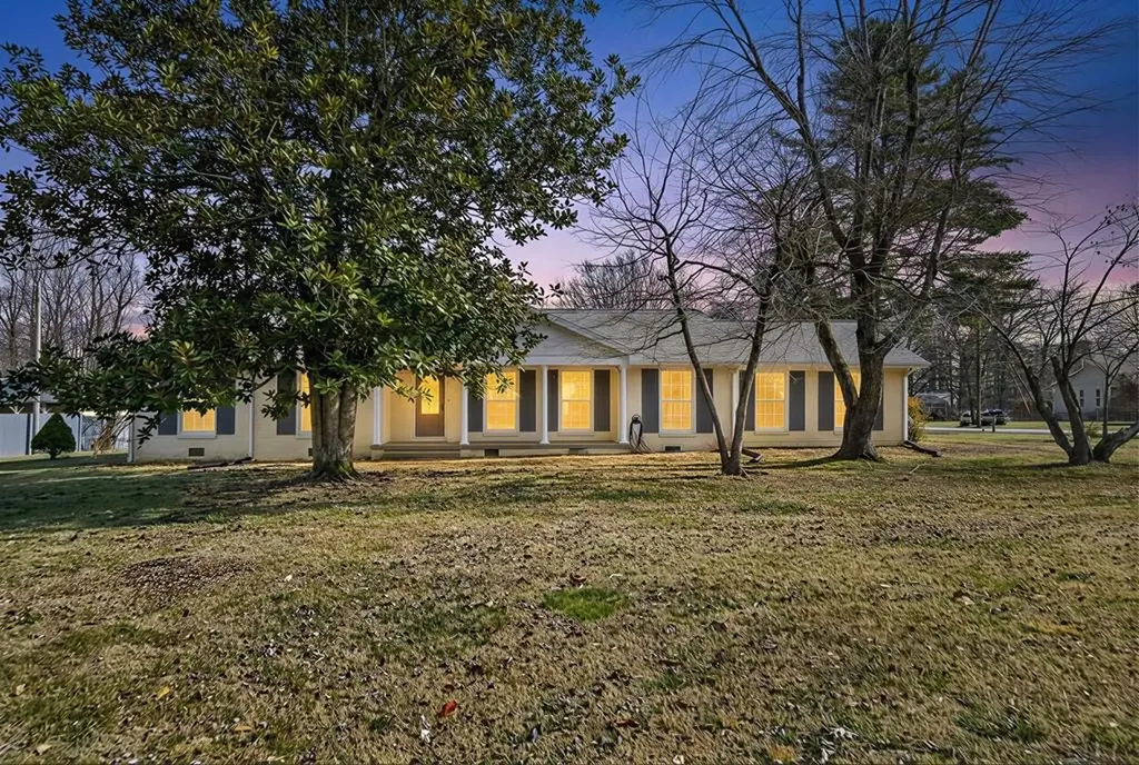 772 West Oak Drive Cookeville TN 38501