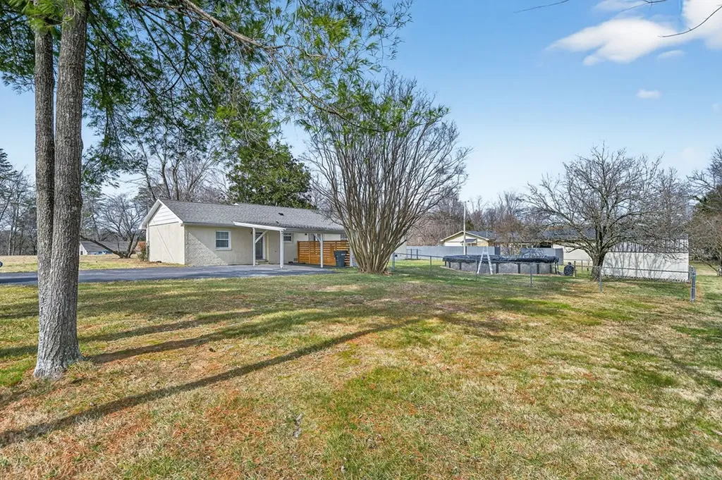 772 West Oak Drive Cookeville TN 38501