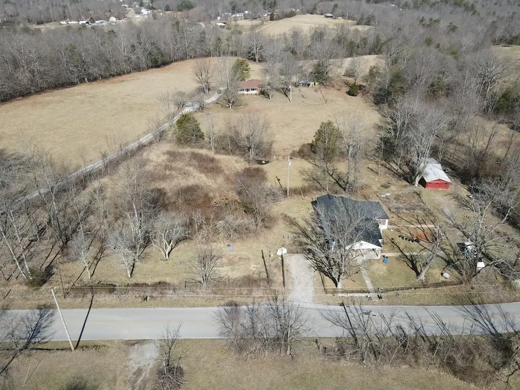 397 I B Maynard Spencer TN 38585