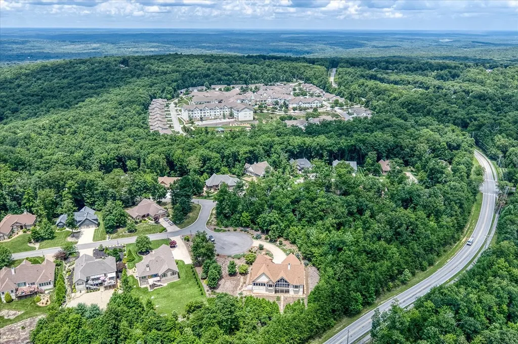 61 Bluff View Court Crossville TN 38558