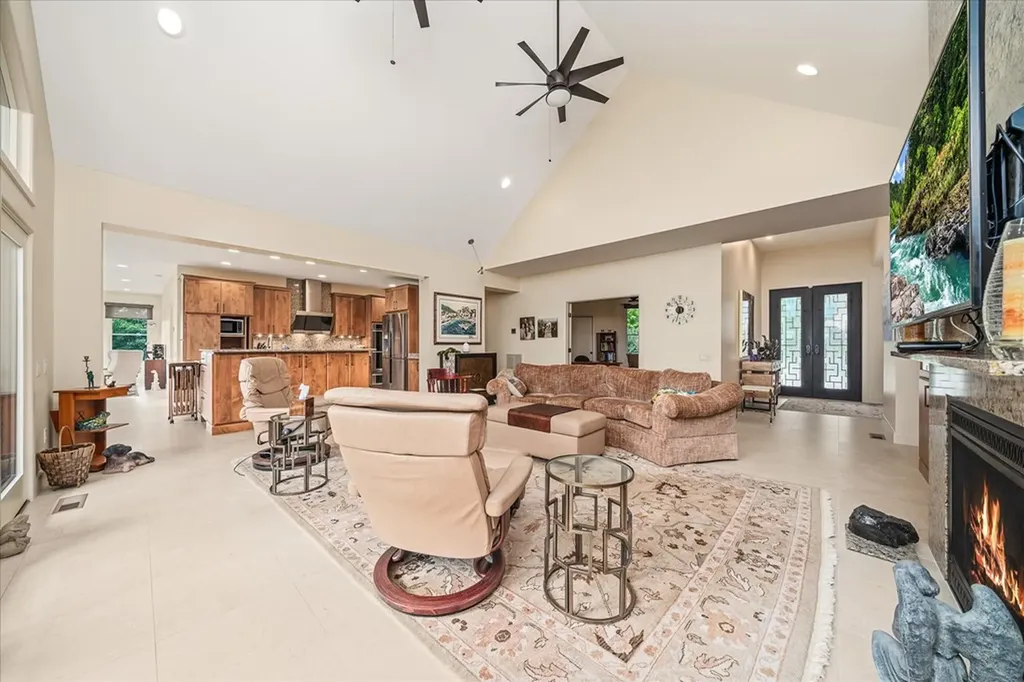 61 Bluff View Court Crossville TN 38558