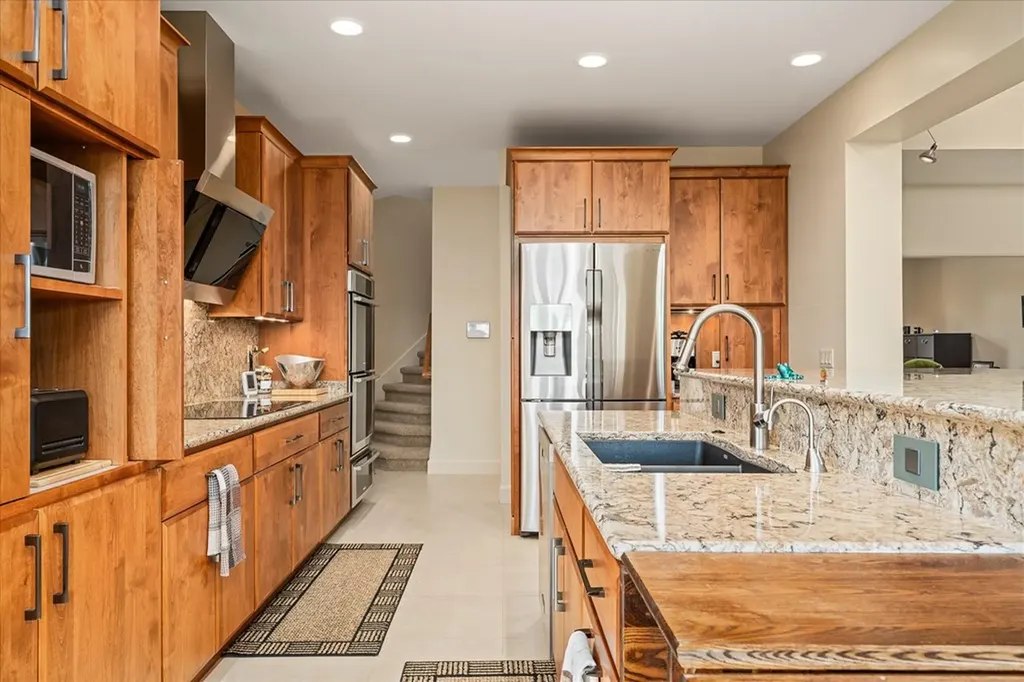 61 Bluff View Court Crossville TN 38558