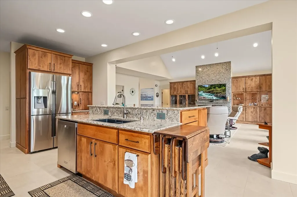 61 Bluff View Court Crossville TN 38558