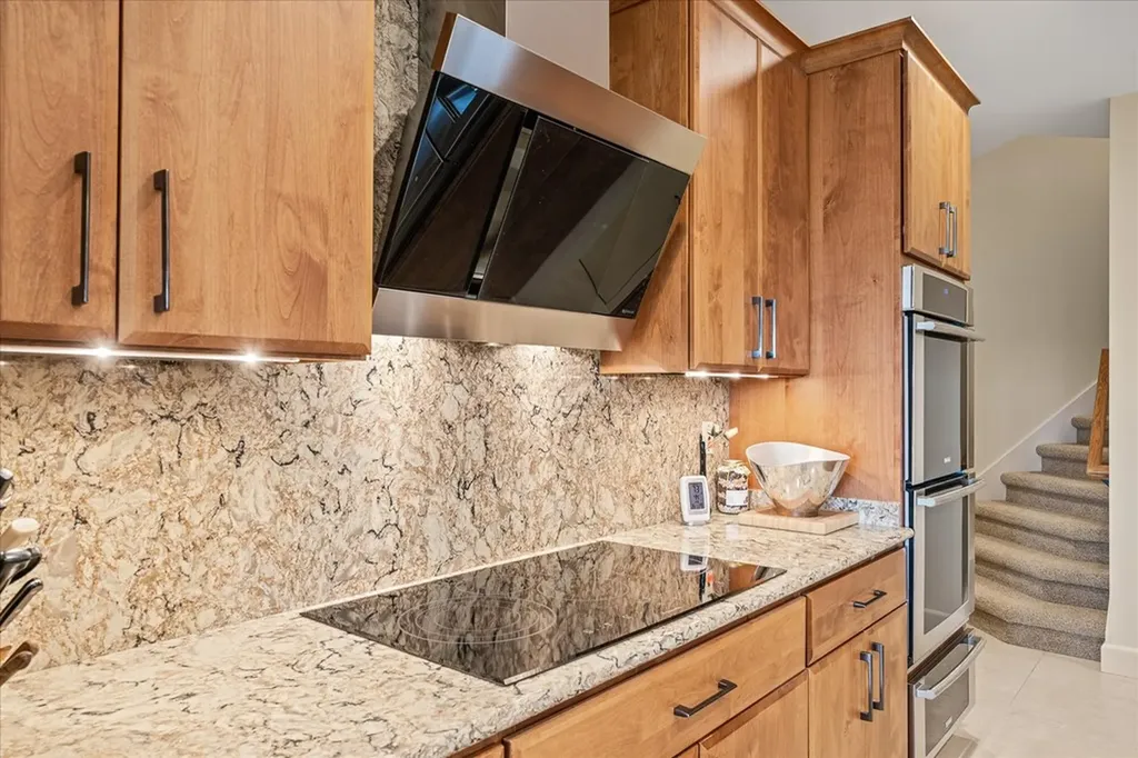 61 Bluff View Court Crossville TN 38558