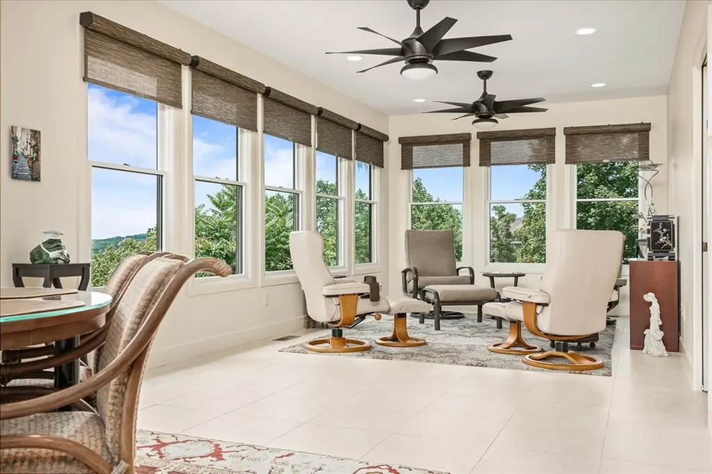 61 Bluff View Court Crossville TN 38558