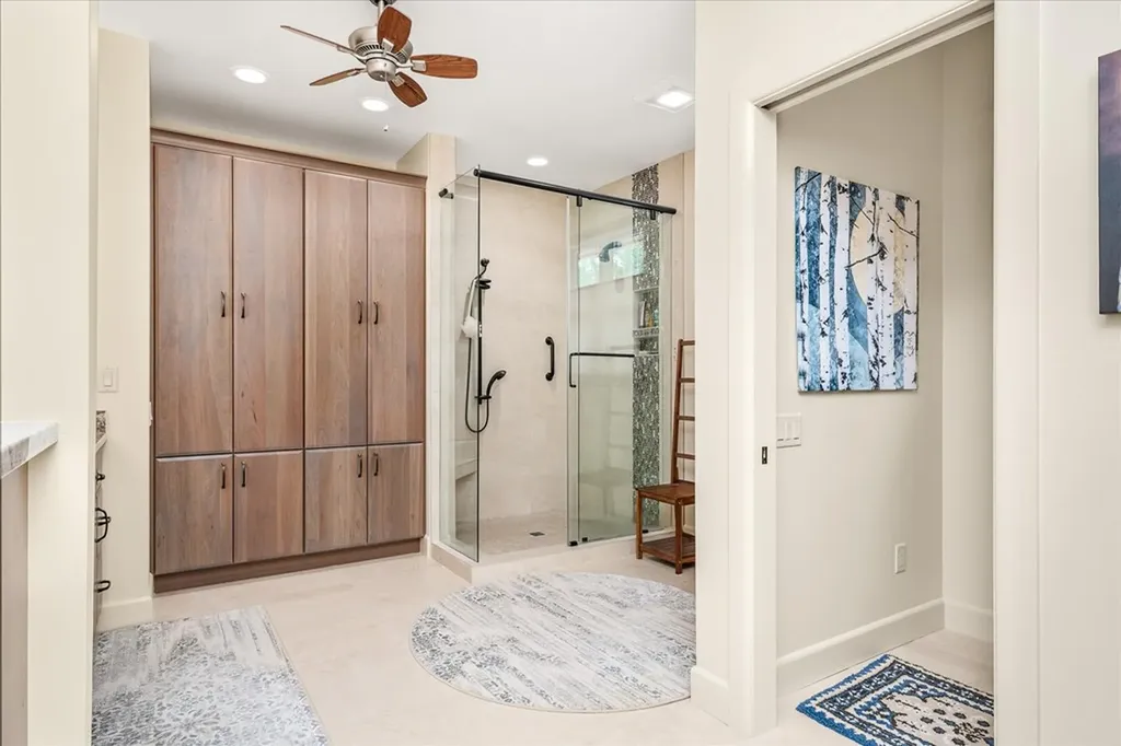 61 Bluff View Court Crossville TN 38558