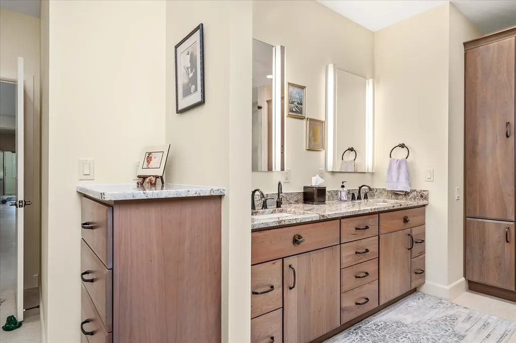 61 Bluff View Court Crossville TN 38558