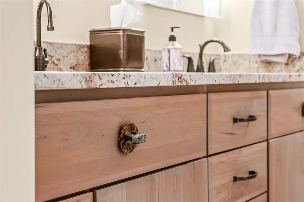 61 Bluff View Court Crossville TN 38558