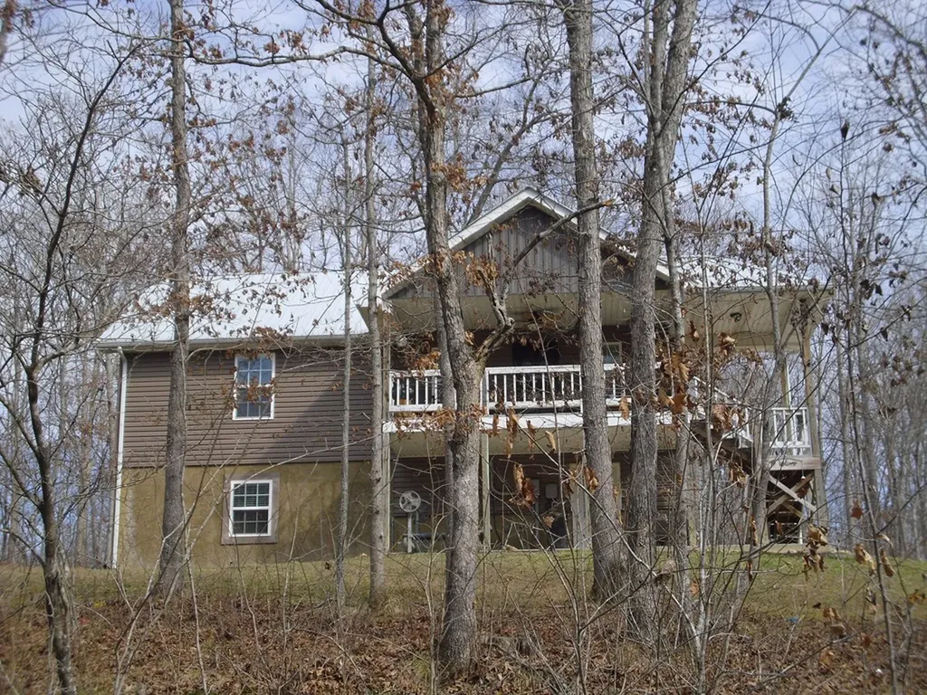 1225 Louvaine Road Jamestown TN 38556