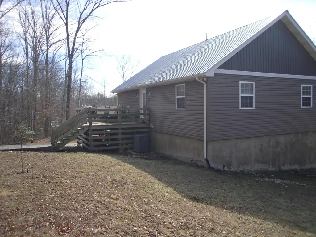 1225 Louvaine Road Jamestown TN 38556