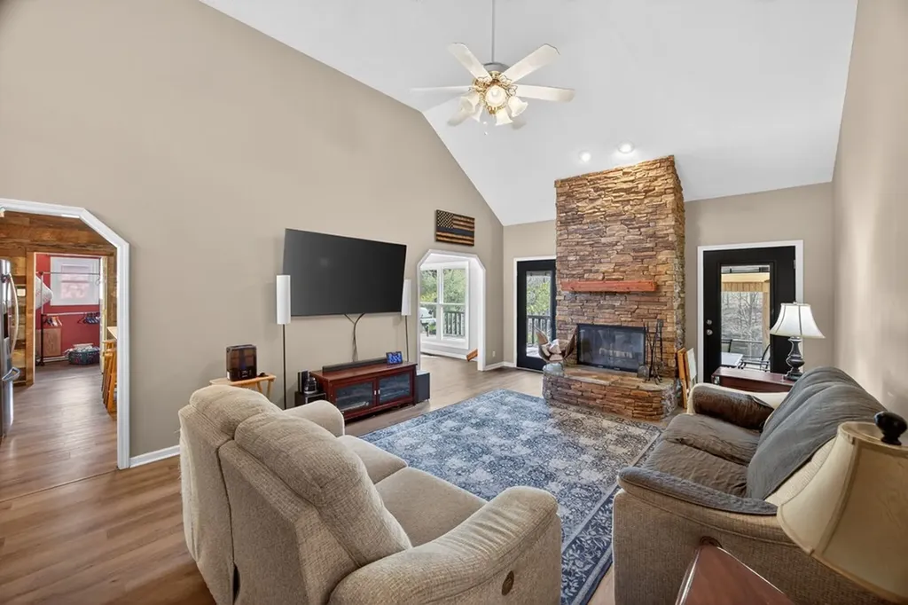 998 River Bend Drive Cookeville TN 38506