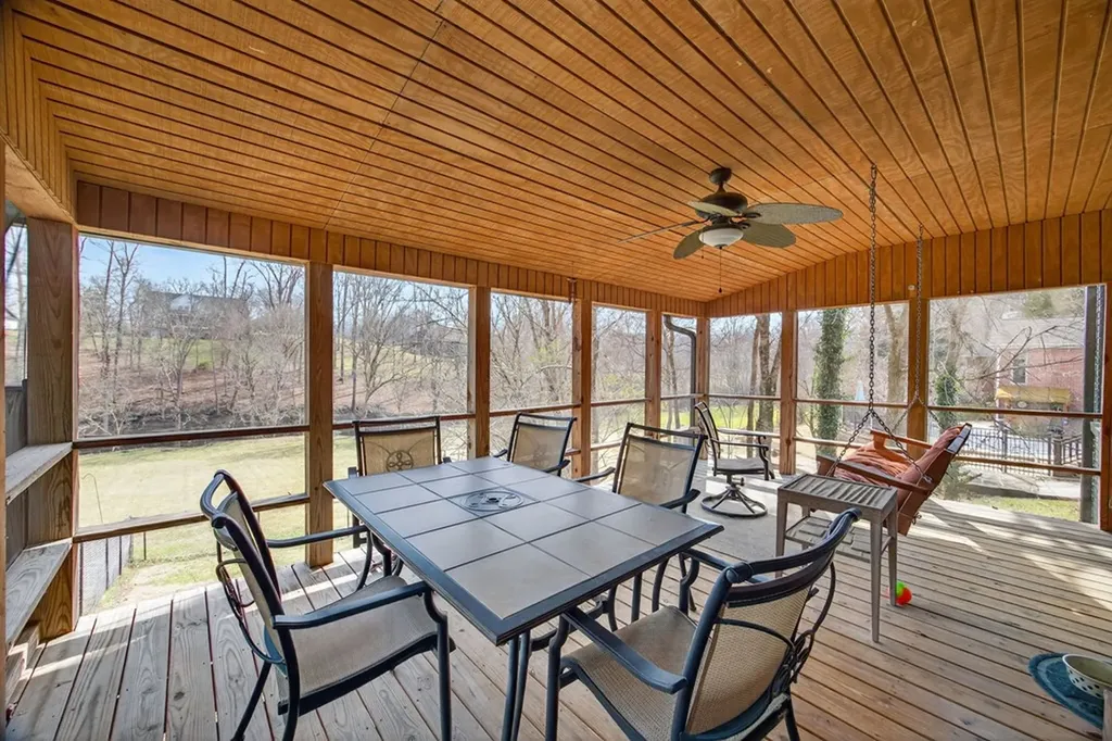 998 River Bend Drive Cookeville TN 38506