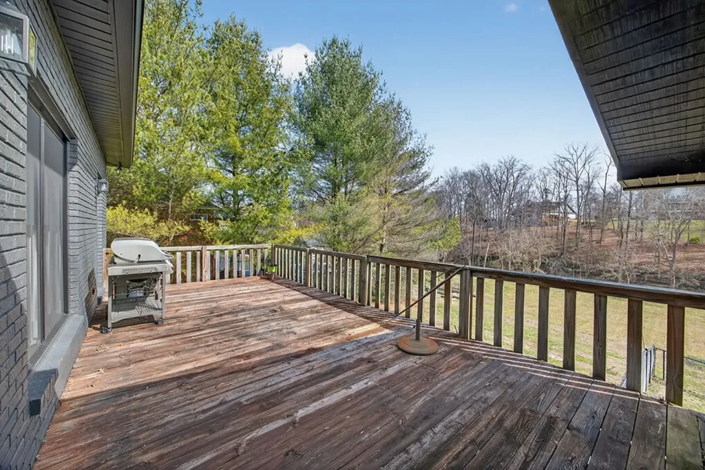 998 River Bend Drive Cookeville TN 38506