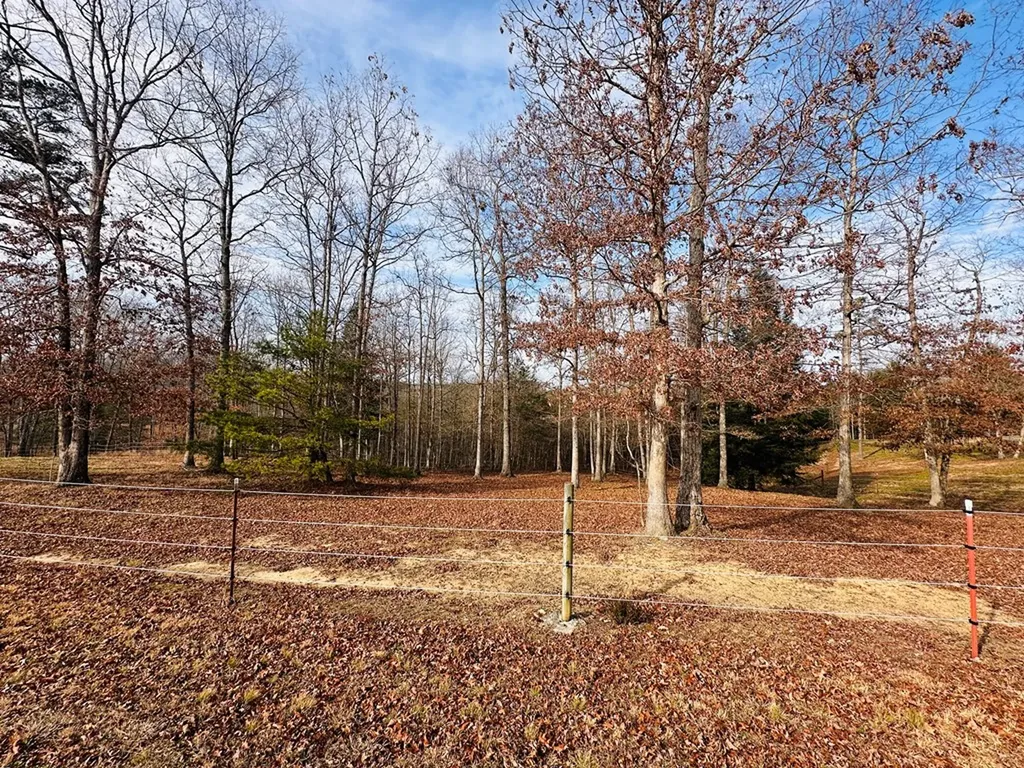 4.90 Ac Rockview Road Jamestown TN 38556