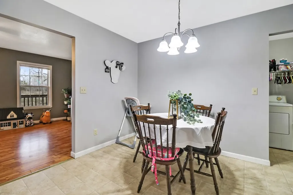 660 E Rocky Quarry Road Clarkrange TN 38553