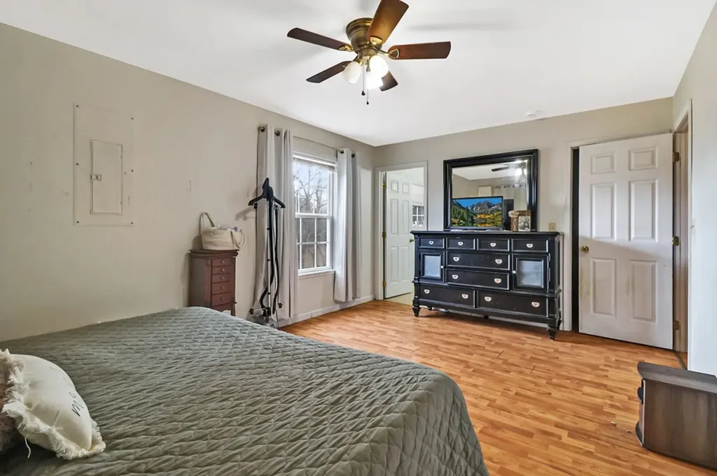 660 E Rocky Quarry Road Clarkrange TN 38553