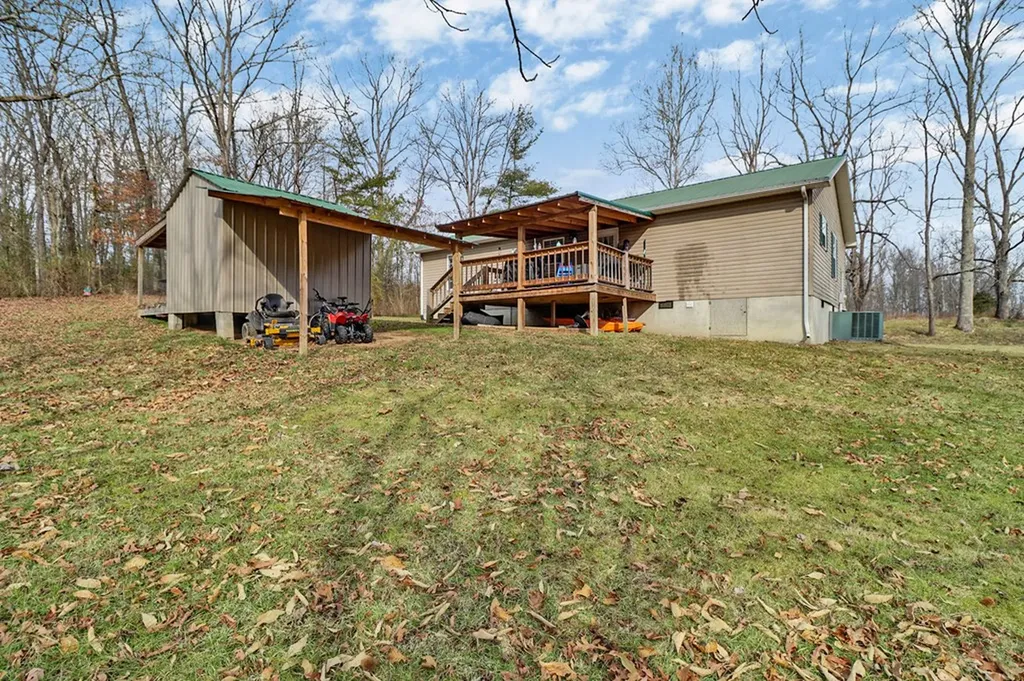 660 E Rocky Quarry Road Clarkrange TN 38553