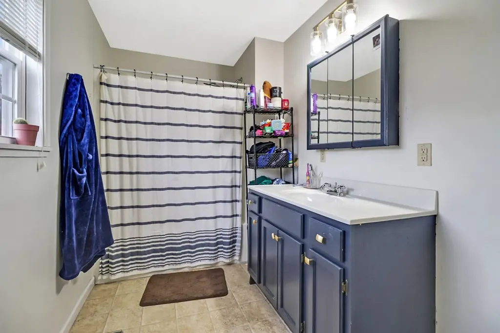 660 E Rocky Quarry Road Clarkrange TN 38553