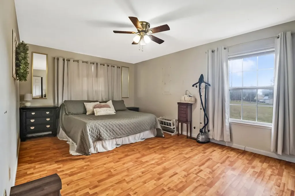 660 E Rocky Quarry Road Clarkrange TN 38553