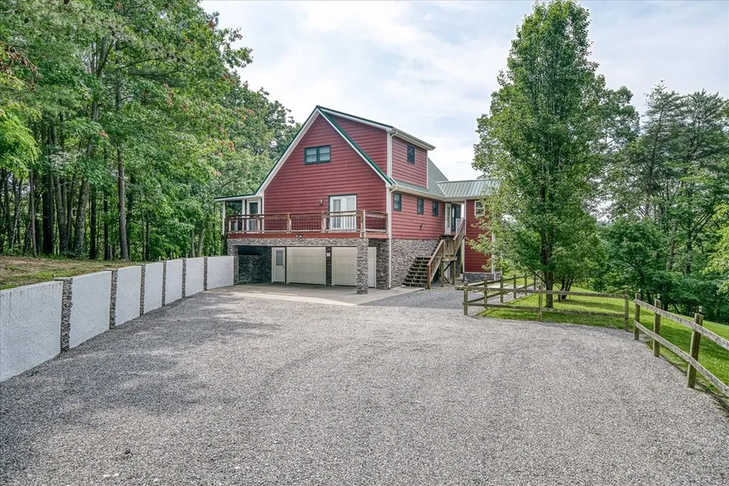 101 Dakota Lane Spencer TN 38585