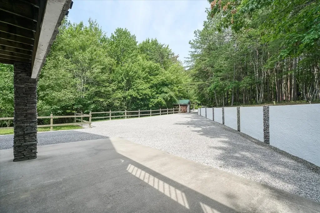 101 Dakota Lane Spencer TN 38585