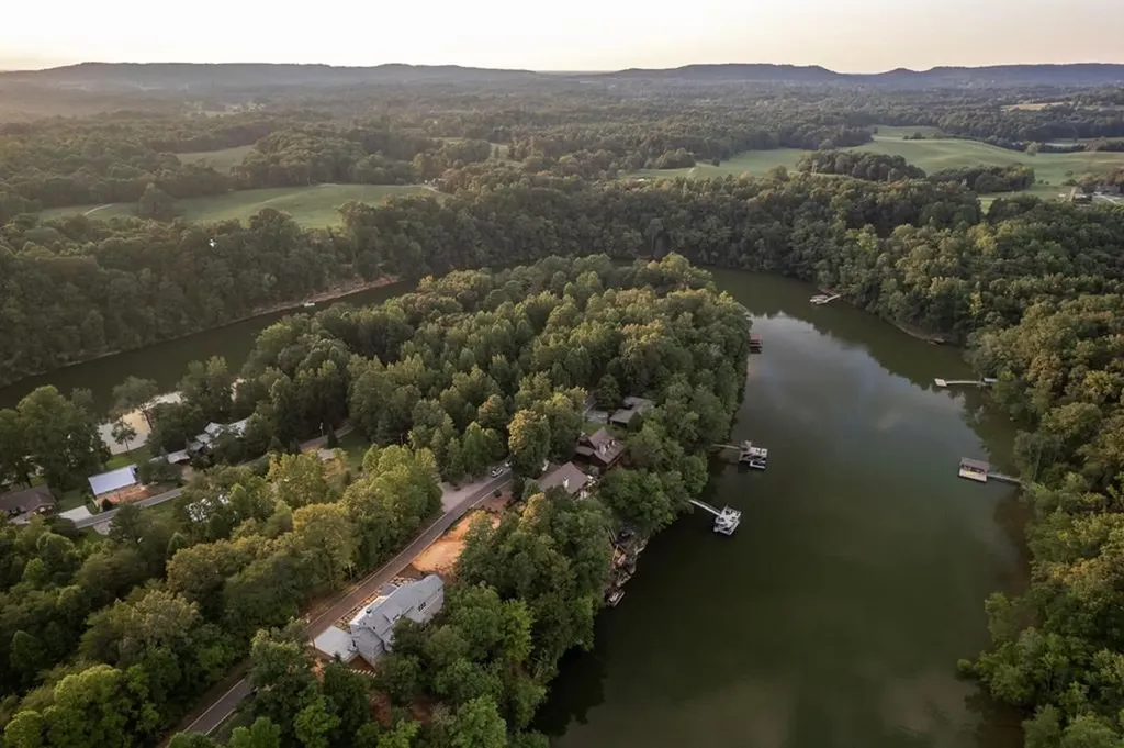 300 Chandler Road Doyle TN 38559