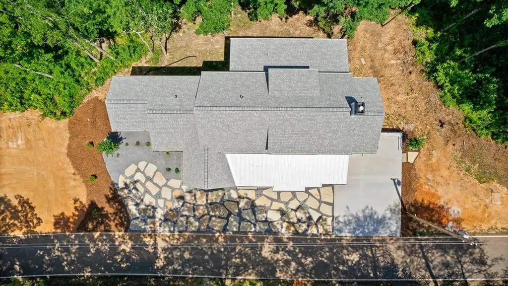 300 Chandler Road Doyle TN 38559