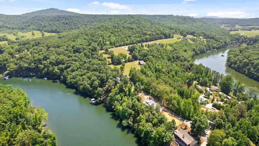 300 Chandler Road Doyle TN 38559