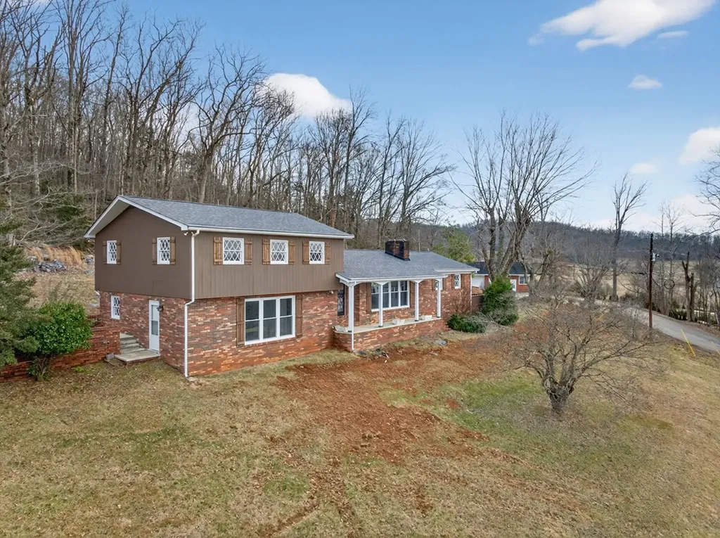 461 Baker Mountain Road Sparta TN 38583