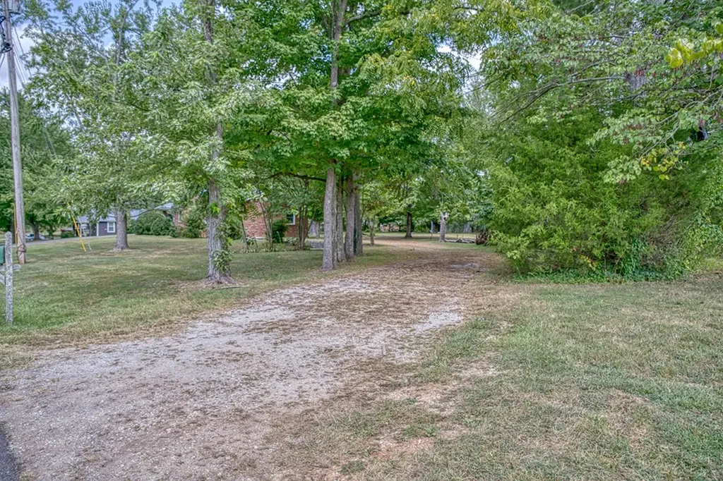 185 Mirandy Road Cookeville TN 38506