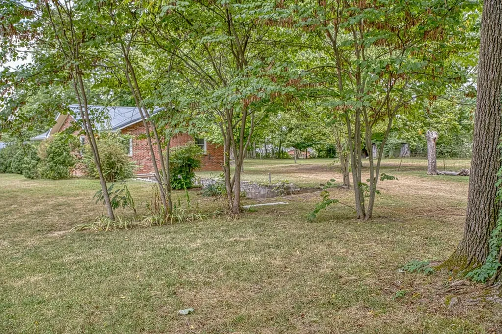 185 Mirandy Road Cookeville TN 38506