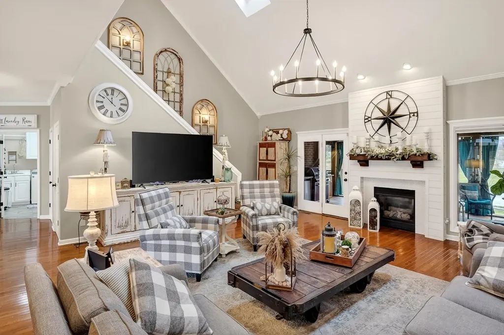 936 N Plantation Drive Cookeville TN 38506