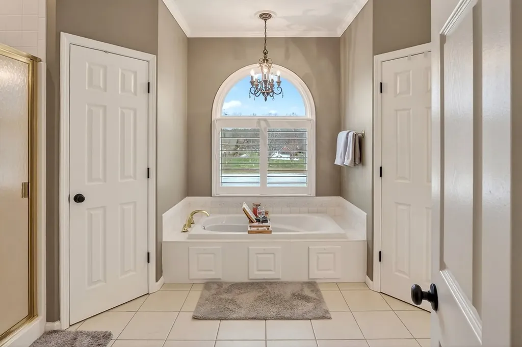 936 N Plantation Drive Cookeville TN 38506