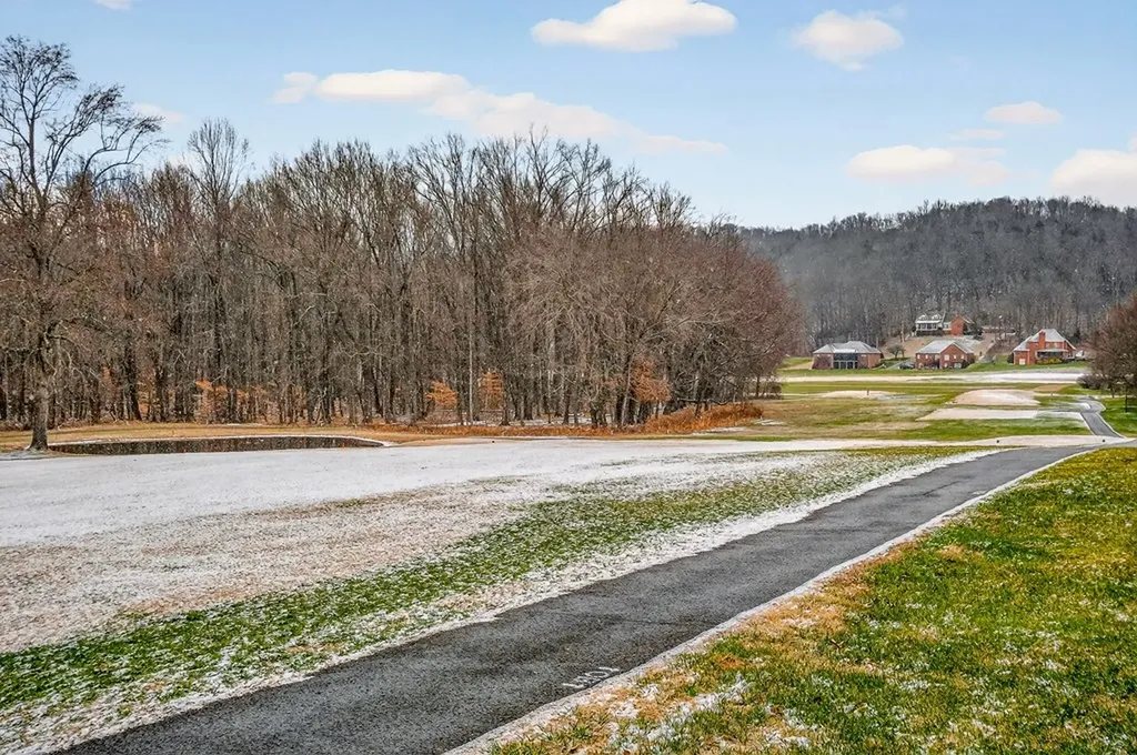 936 N Plantation Drive Cookeville TN 38506