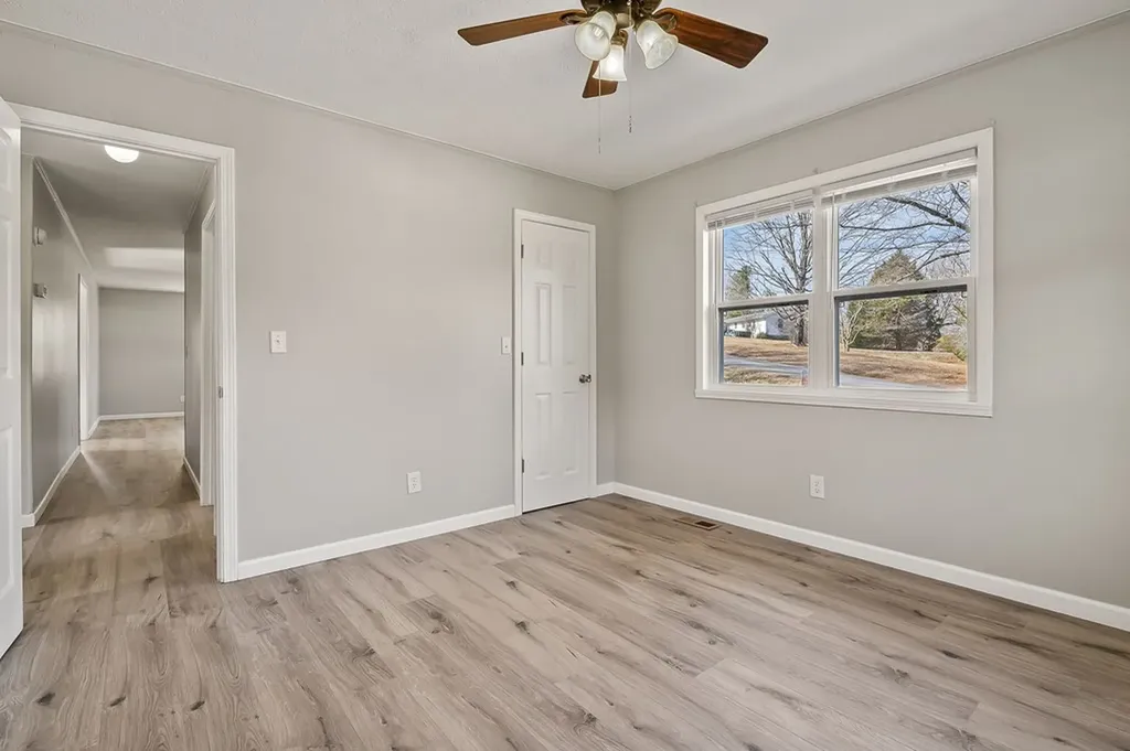 1008 Asberry Drive Byrdstown TN 38549