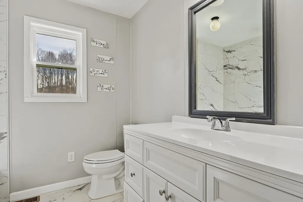 1008 Asberry Drive Byrdstown TN 38549