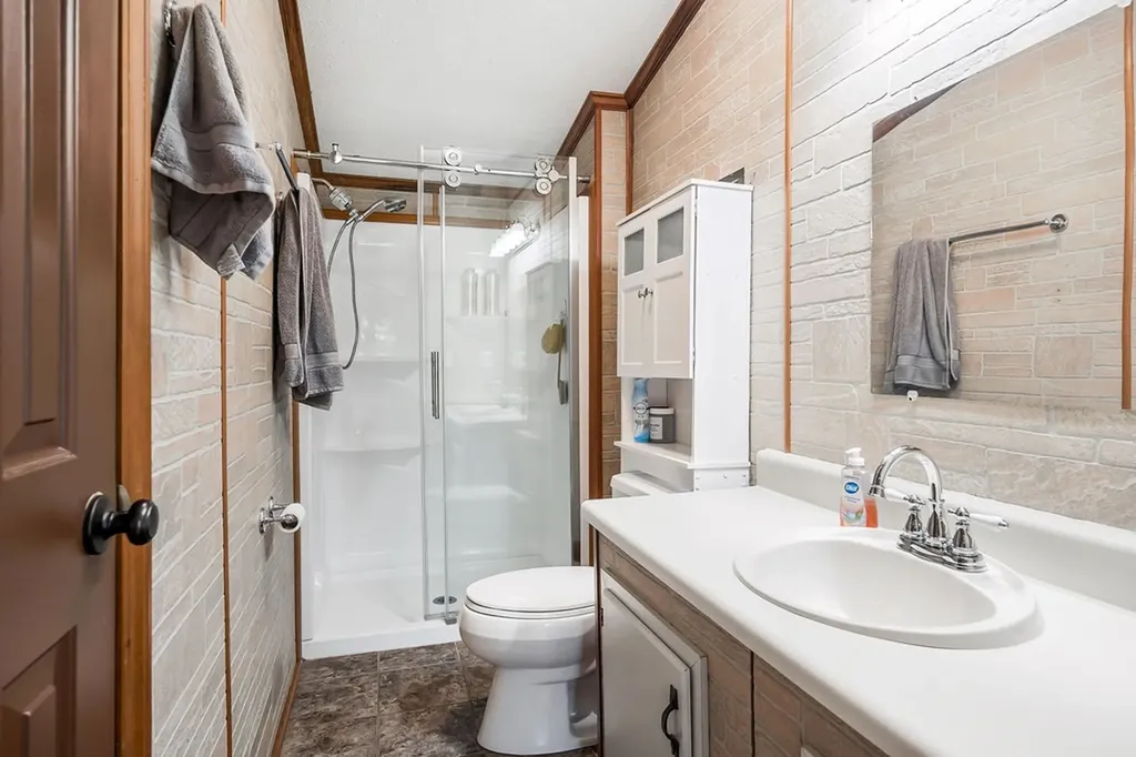 227 Bar Road Baxter TN 38544