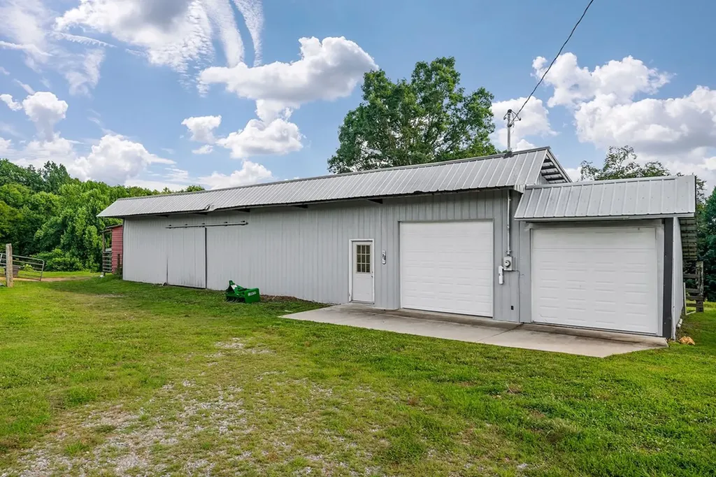 227 Bar Road Baxter TN 38544