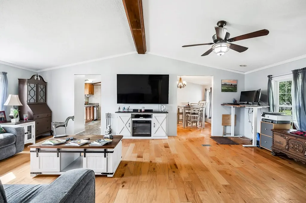 227 Bar Road Baxter TN 38544